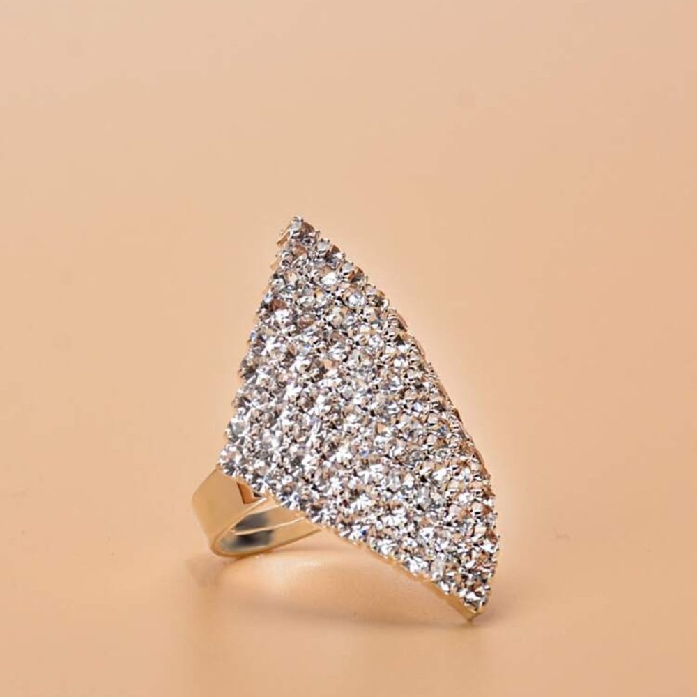 🔮4/$8 Rhinestone Decor Ring
